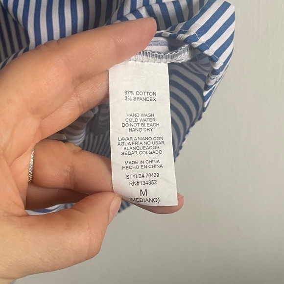 Ambiance Striped White & Blue Dress. Pre-Owned. - Picture 4 of 5